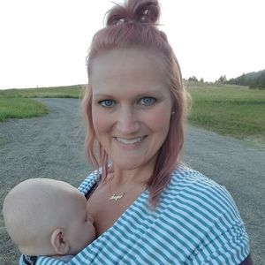 Meet your Posher, Angie